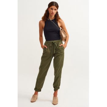 Pantaloni de lyocell si bumbac cu snur in talie