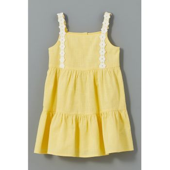 Rochie cu volane si detaliu floral