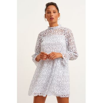 Rochie scurta cu model din dantela
