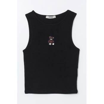 Top slim-fit cu imprimeu
