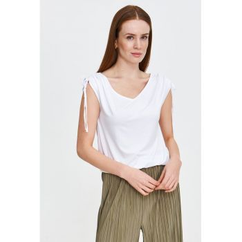 Tricou uni cu decolteu in V