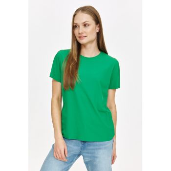 Tricou uni cu decolteu la baza gatului