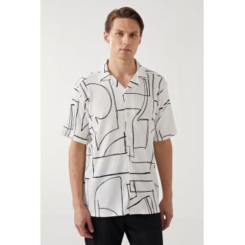 Camasa regular fit cu model