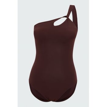 Costum de baie intreg cu decupaj