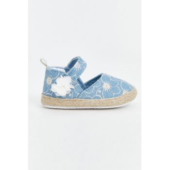Espadrile cu velcro si broderie
