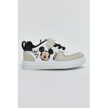 Pantofi sport cu Mickey Mouse