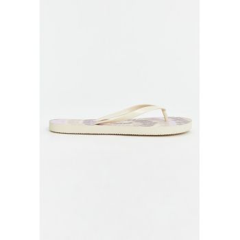 Papuci flip-flop cu branturi cu model