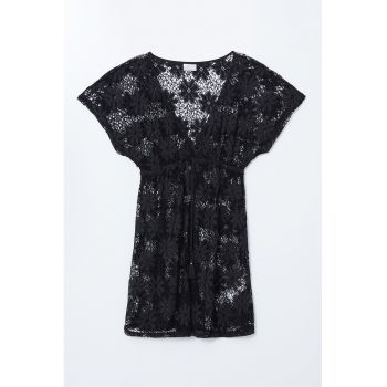 Rochie de plaja cu garnituri din dantela