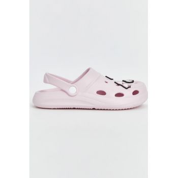 Saboti slingback cu design perforat