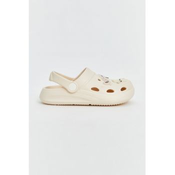 Saboti slingback cu segment perforat