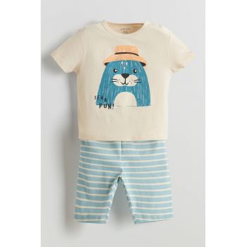 Set de tricou cu imprimeu si pantaloni scurti - 2 piese