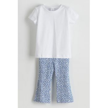 Set de tricou si pantaloni cu model floral