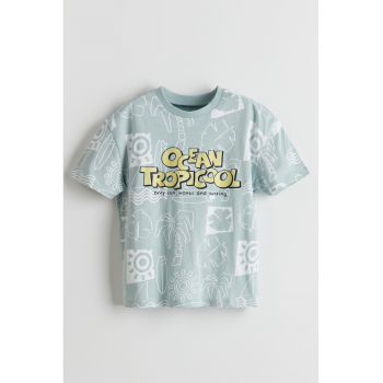 Tricou cu decolteu la baza gatului si imprimeu