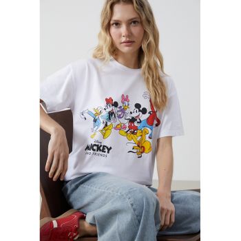 Tricou cu decolteu la baza gatului si imprimeu cu desene animate