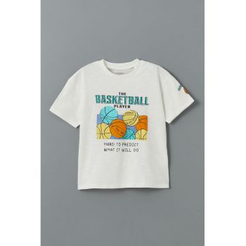 Tricou cu imprimeu grafic si text