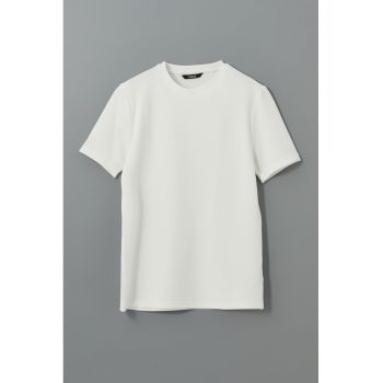 Tricou uni cu decolteu la baza gatului