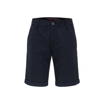 Pantaloni scurti chino cu terminatii plisate