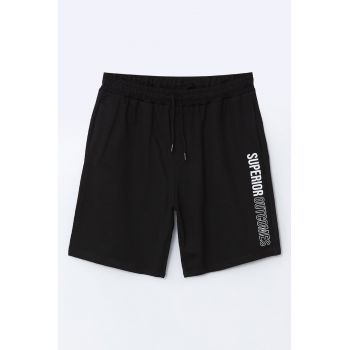 Pantaloni scurti cu buzunare laterale
