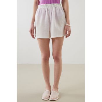 Pantaloni scurti cu talie elastica si talie inalta