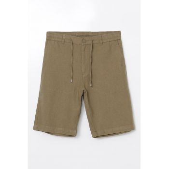 Pantaloni scurti din amestec de in cu snur in talie