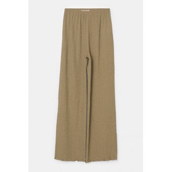 Pantaloni texturati cu croiala ampla