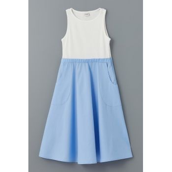 Rochie cu croiala in A si model colorblock