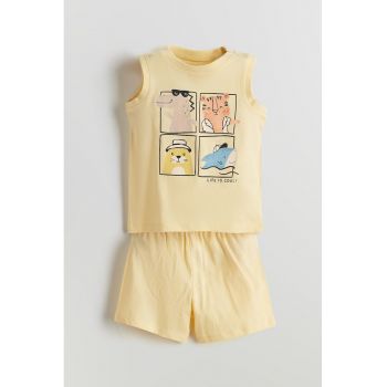 Set de top cu imprimeu si pantaloni scurti