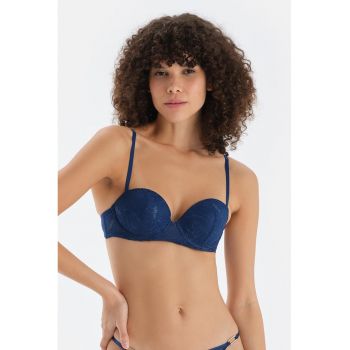 Sutien de dantela cu acoperire partiala