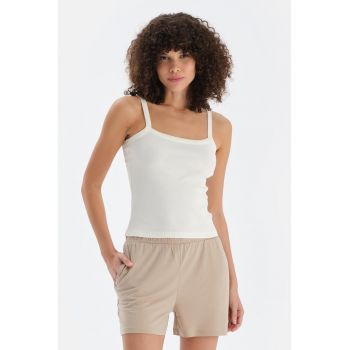 Top elastic cu decolteu patrat