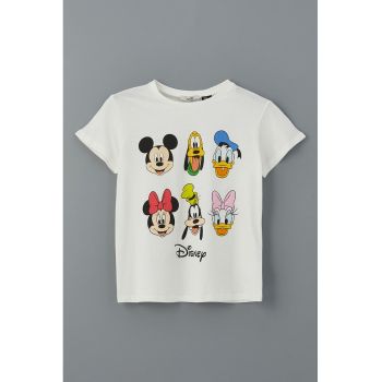 Tricou cu design desene animate si decolteu la baza gattului