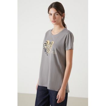 Tricou cu imprimeu si decolteu rotund