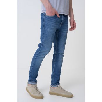 Blugi slim fit