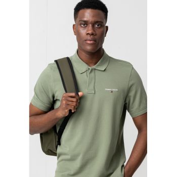 Tricou polo cu logo discret