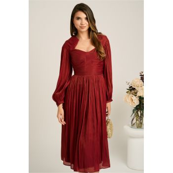 Rochie midi bordo din voal in clos cu aspect sidefat- Leonard Collection ieftina