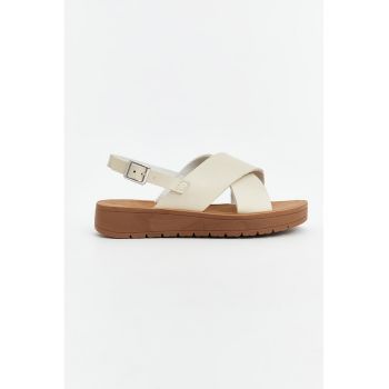 Sandale flatform cu catarama