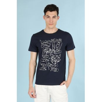 Tricou cu decolteu la baza gatului si imprimeu grafic