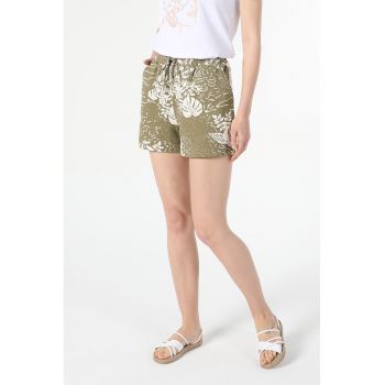 Pantaloni scurti cu buzunare laterale