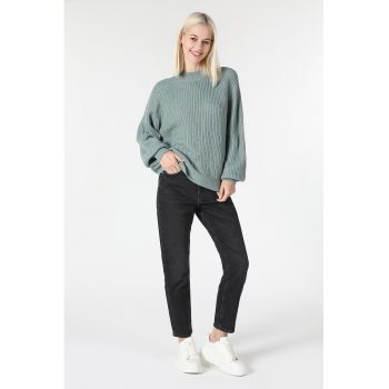 Pulover striat cu maneci raglan