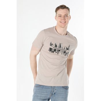 Tricou regular fit cu imprimeu pe piept