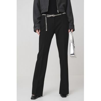 Pantaloni evazati cu model uni