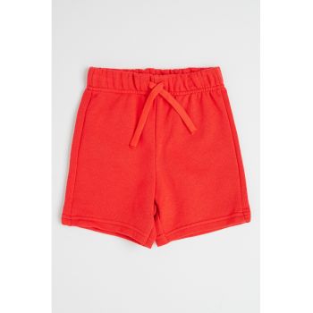 Pantaloni scurti cu buzunar aplicat pe partea din spate