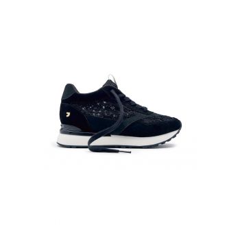 Pantofi sport din piele intoarsa cu garnituri din dantela Milladore
