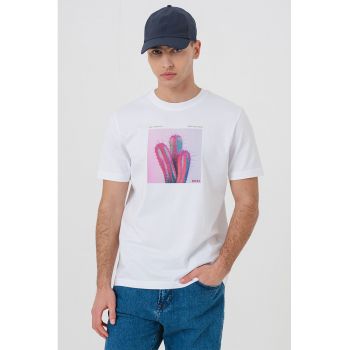 Tricou de bumbac cu model grafic