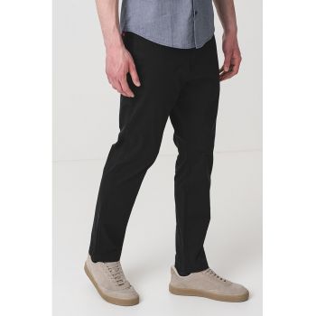 Pantaloni chino din amestec de bumbac
