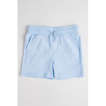 Pantaloni scurti cu talie ajustabila