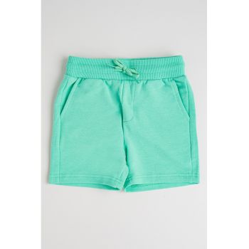 Pantaloni scurti cu talie ajustabila