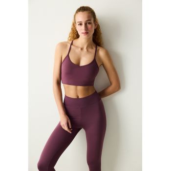 Top-bustiera cu model uni si decolteu racerback