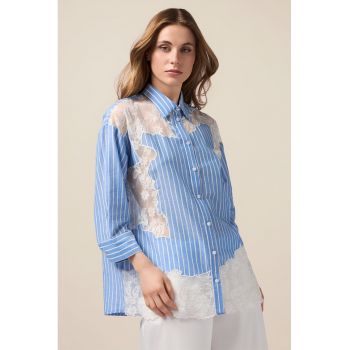 Camasa cu insertii din dantela si model in dungi