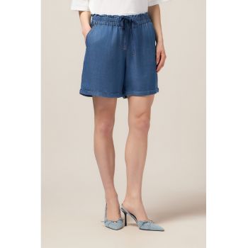 Pantaloni scurti din lyocell cu snur