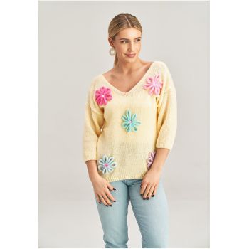 Pulover dama  galben - floral - decolteu in V - acrilic -